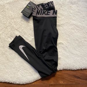 Nike Training Leggings Small